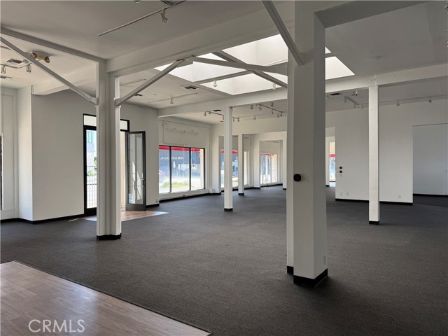  Commercial for Sale in Los Angeles, California