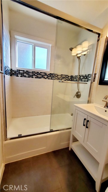 Detail Gallery Image 9 of 11 For 365 Walnut St, Costa Mesa,  CA 92627 - 3 Beds | 1 Baths