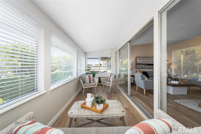1930 St John Road, Seal Beach CA: https://media.crmls.org/medias/2632e407-7dc9-480f-87b4-651afcf6117c.jpg