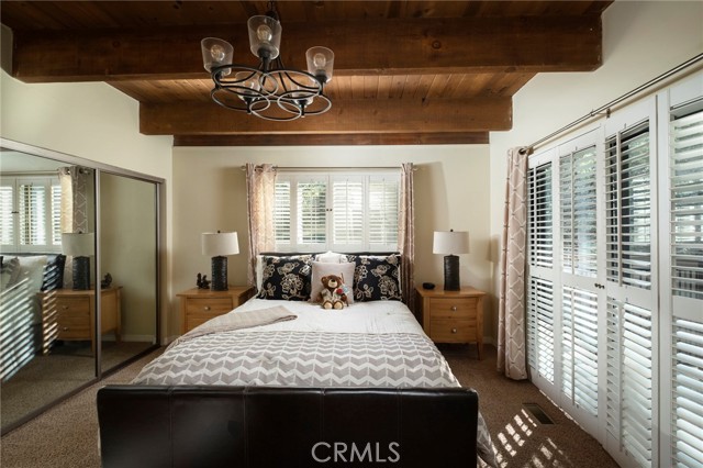 Detail Gallery Image 17 of 38 For 28982 N Shore Rd, Lake Arrowhead,  CA 92352 - 4 Beds | 5 Baths