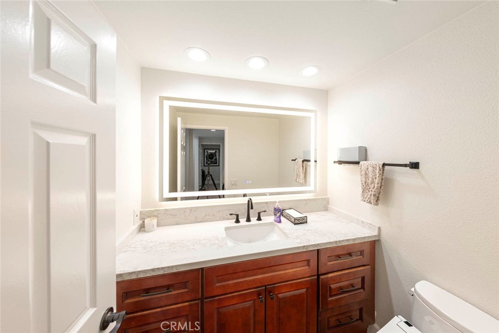 MLS #OC25226847 image #22