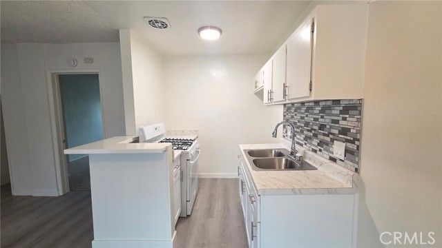 Detail Gallery Image 6 of 14 For 1807 W Sumac #2,  Anaheim,  CA 92804 - 1 Beds | 1 Baths