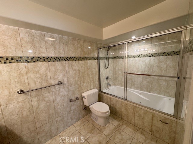 11501 Hatteras Street, North Hollywood CA: https://media.crmls.org/medias/2634368a-5579-40bd-8a83-65806edb7177.jpg