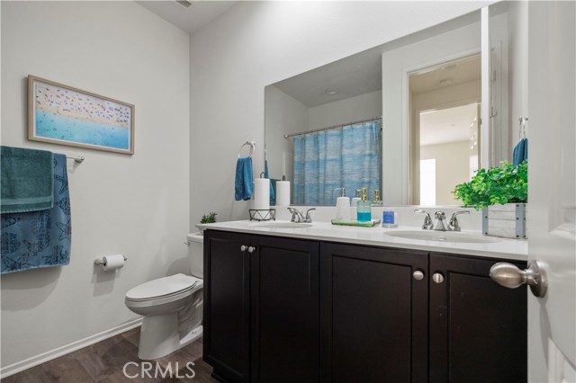 5025 W Avenue J6, Lancaster CA: https://media.crmls.org/medias/2634e333-6b80-4ba1-a093-7870bb40c272.jpg