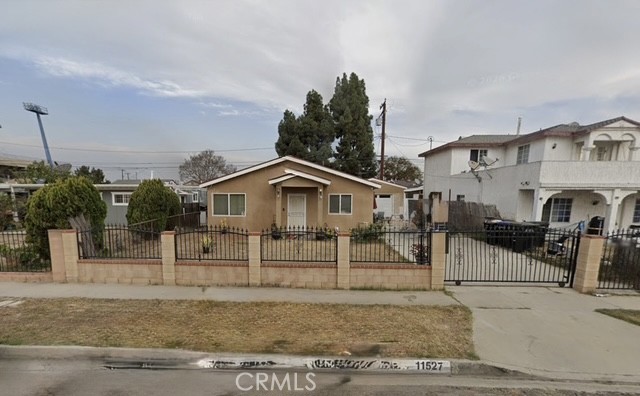 11527 College DR