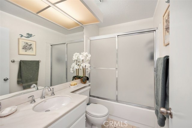 Detail Gallery Image 29 of 44 For 24382 Larchmont Ct #66,  Laguna Hills,  CA 92653 - 2 Beds | 2/1 Baths