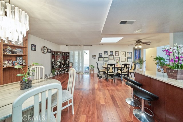 Detail Gallery Image 35 of 49 For 201 S Brookside Ct, Anaheim,  CA 92808 - 4 Beds | 2 Baths