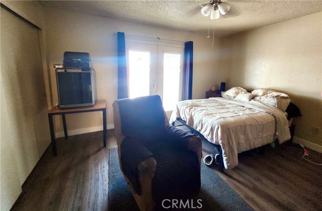 Detail Gallery Image 6 of 14 For 211 E Oasis St, Blythe,  CA 92225 - 3 Beds | 2 Baths