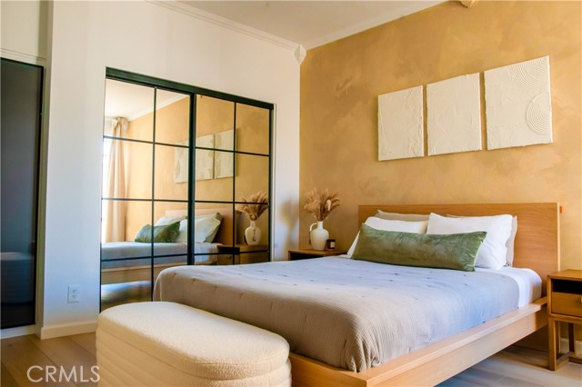 Detail Gallery Image 1 of 21 For 19350 Sherman Way #338,  Reseda,  CA 91335 - 2 Beds | 2 Baths