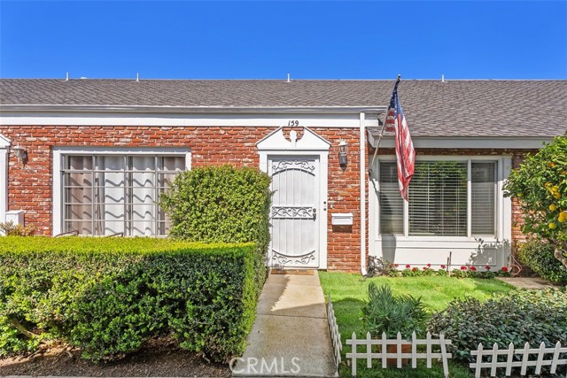 Detail Gallery Image 2 of 35 For 159 Morristown, Costa Mesa,  CA 92626 - 2 Beds | 2 Baths