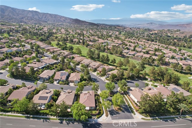 9302 Reserve Drive, Corona CA: https://media.crmls.org/medias/2637f048-ada1-4828-9c02-53915b2c77b4.jpg