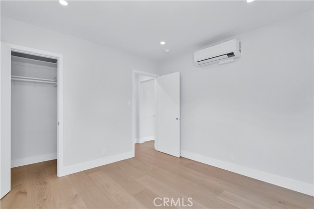 1022 Grant Street, Santa Monica CA: https://media.crmls.org/medias/26381183-2ee0-46a0-9e3a-89589c2f665f.jpg