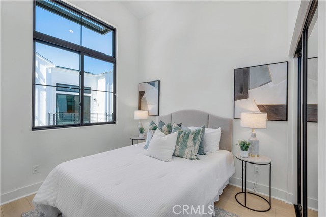 Image 16 of 39 For 1103 Catania Ct.  207