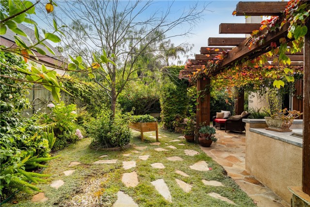 Detail Gallery Image 56 of 71 For 1314 19th St, Manhattan Beach,  CA 90266 - 5 Beds | 4/2 Baths
