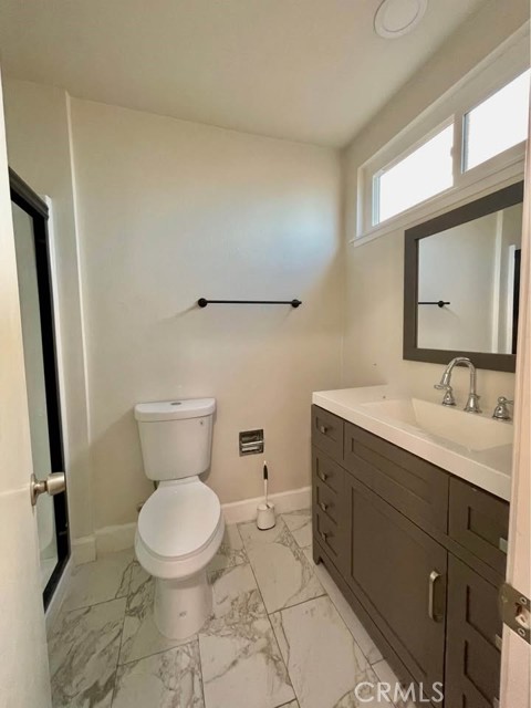 Detail Gallery Image 23 of 31 For 1666 W Chanticleer Rd, Anaheim,  CA 92802 - 4 Beds | 2/1 Baths