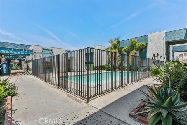 Detail Gallery Image 24 of 29 For 8801 Willis Ave #6,  Panorama City,  CA 91402 - 2 Beds | 1 Baths