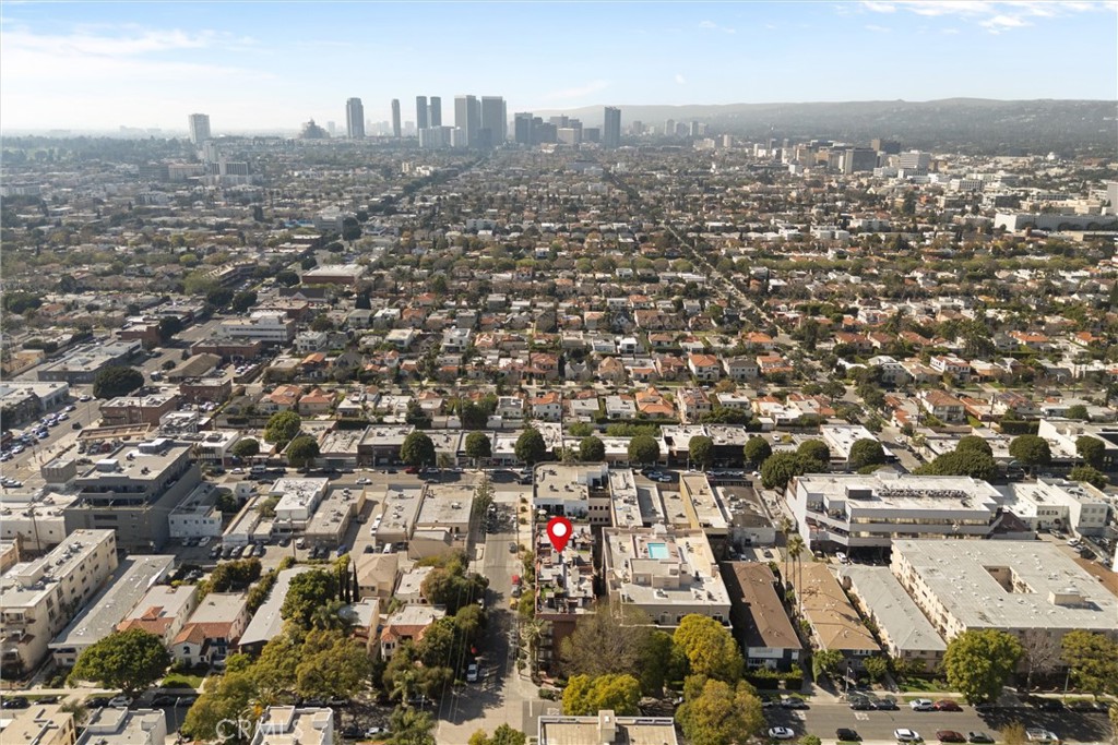 https://media.crmls.org/medias/263aa686-71eb-4925-a0b2-7c1592316a15.jpg?preset=X-Large