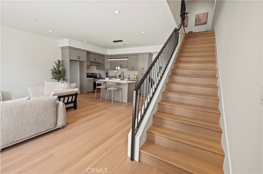 MLS #OC25253896 image #15