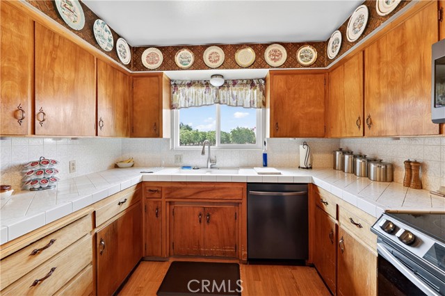 Detail Gallery Image 16 of 70 For 3276 E Olive Ave, Merced,  CA 95340 - 3 Beds | 3 Baths