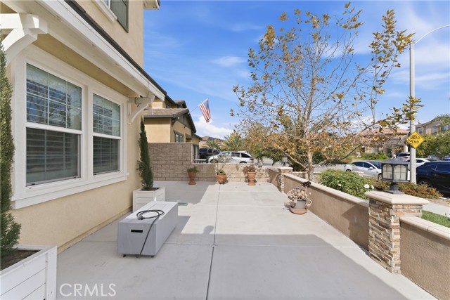 Detail Gallery Image 4 of 36 For 4747 Brison Ct, Jurupa Valley,  CA 91752 - 5 Beds | 4 Baths