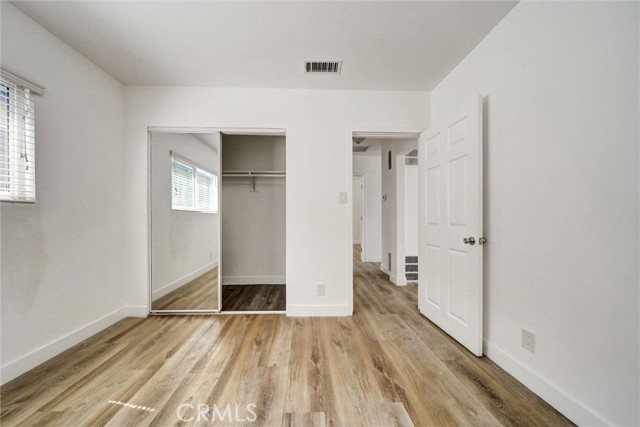 2040 S Sherbourne Drive, Los Angeles CA: https://media.crmls.org/medias/263c1d95-bfda-4472-bcd6-dffeda13dc57.jpg