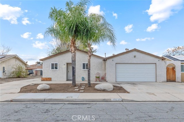 Detail Gallery Image 3 of 21 For 784 S Miramar, San Jacinto,  CA 92583 - 4 Beds | 2 Baths