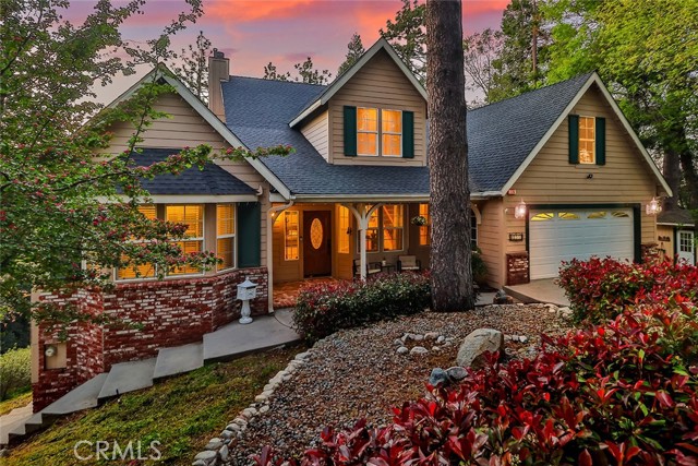 176 Pine Ridge Road, Crestline CA: https://media.crmls.org/medias/263cd09e-e418-4c9d-9ad7-db29798c3687.jpg