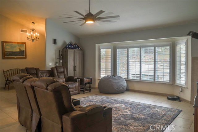 Detail Gallery Image 6 of 31 For 33478 Spreading Oak Ln, Auberry,  CA 93602 - 4 Beds | 3 Baths