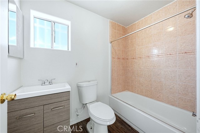 Detail Gallery Image 9 of 32 For 10929 Compton Ave, Los Angeles,  CA 90059 - – Beds | – Baths