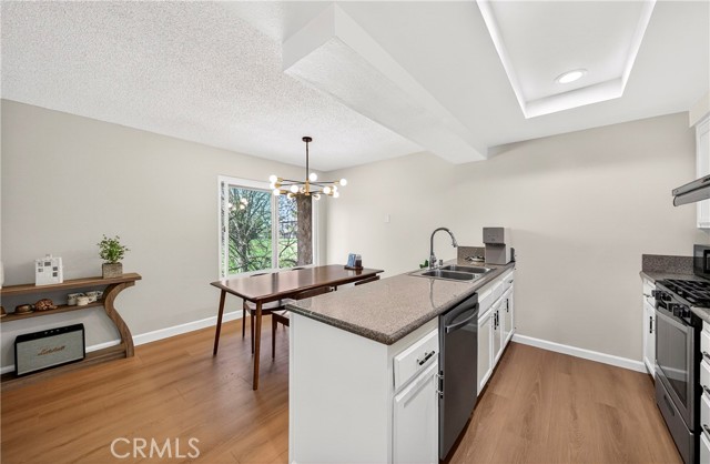 Detail Gallery Image 10 of 29 For 1525 Walnut Leaf #211,  Walnut,  CA 91789 - 2 Beds | 2 Baths