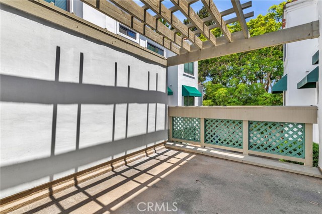 19562 Pompano Lane, Huntington Beach CA: https://media.crmls.org/medias/263e2cb9-7b9e-4bbc-b258-e3a9cb90dfe8.jpg