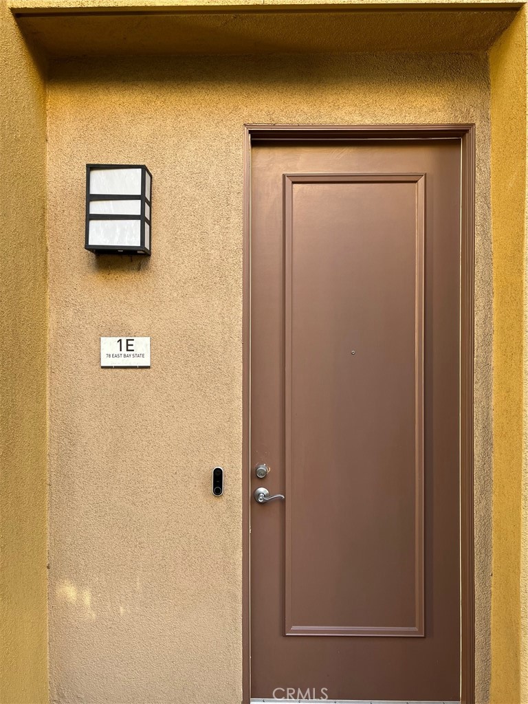 https://media.crmls.org/medias/264035c3-c39a-45b6-812f-cdeb3f5561f2.jpg?preset=X-Large
