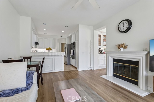 Detail Gallery Image 12 of 36 For 1 Longbourn Aisle, Irvine,  CA 92603 - 3 Beds | 2/1 Baths