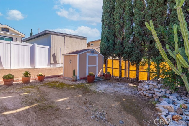 Detail Gallery Image 6 of 57 For 10424 Tujunga Canyon, Tujunga,  CA 91042 - 4 Beds | 3 Baths