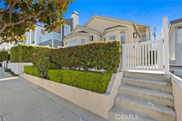Detail Gallery Image 3 of 24 For 416 Larkspur Ave, Corona Del Mar,  CA 92625 - 2 Beds | 2/1 Baths