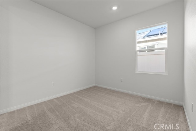 19952 Paintbrush Drive, Riverside CA: https://media.crmls.org/medias/2645f0a6-5f3b-4f16-b4a9-f45d7867872d.jpg