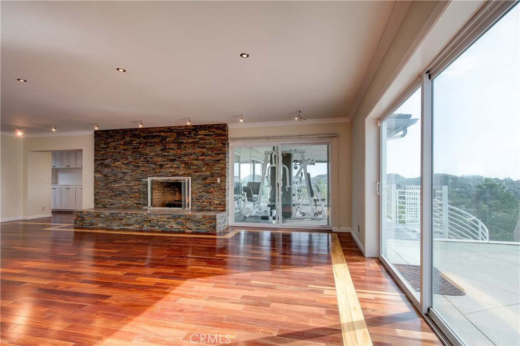 MLS #OC25249821 image #14