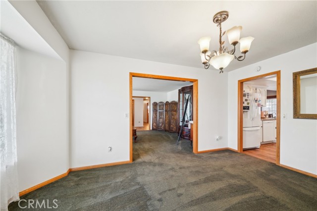 13319 Waco Ln, Apple Valley CA: https://media.crmls.org/medias/264795bb-0488-4e67-a540-45ff8ecd1ea2.jpg