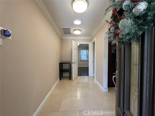 Detail Gallery Image 2 of 16 For 445 N Live Oak Ave, Glendora,  CA 91741 - 2 Beds | 2 Baths