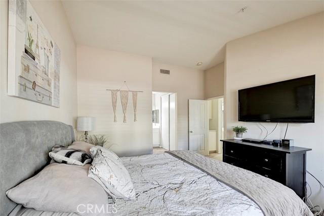 Detail Gallery Image 19 of 25 For 2643 Dietrich Dr, Tustin,  CA 92782 - 2 Beds | 2 Baths