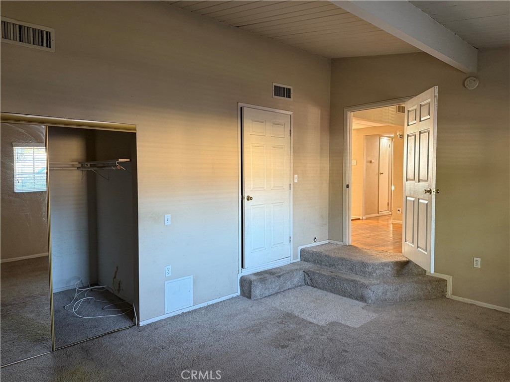 MLS #OC25268085 image #11