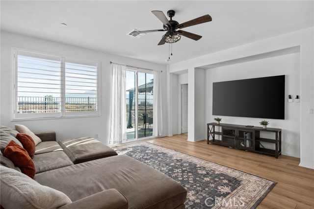 Detail Gallery Image 8 of 43 For 1592 Mercury, Banning,  CA 92220 - 3 Beds | 2 Baths