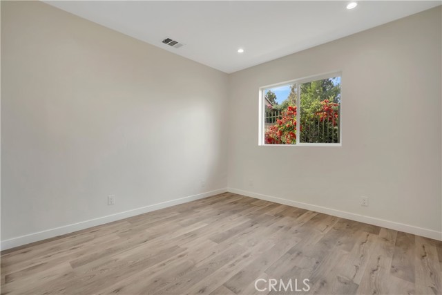 Detail Gallery Image 22 of 39 For 15241 Nurmi St, Sylmar,  CA 91342 - 4 Beds | 3 Baths