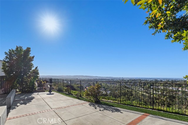 Detail Gallery Image 27 of 35 For 21401 Stonehaven, Lake Forest,  CA 92630 - 4 Beds | 2/1 Baths