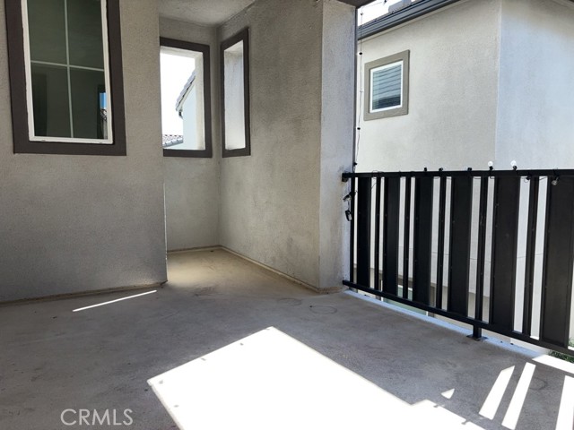 15992 Jaime Lane, Fontana CA: https://media.crmls.org/medias/264be173-c23f-4304-944e-4fef28240f22.jpg