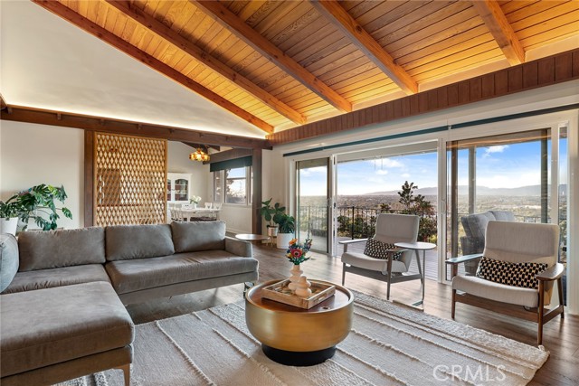 Detail Gallery Image 31 of 62 For 10705 Cranks Rd, Culver City,  CA 90230 - 3 Beds | 2 Baths