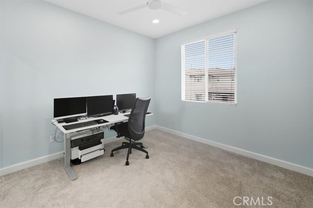 Detail Gallery Image 25 of 58 For 28771 Calle De La Paz, Valencia,  CA 91354 - 3 Beds | 2/1 Baths