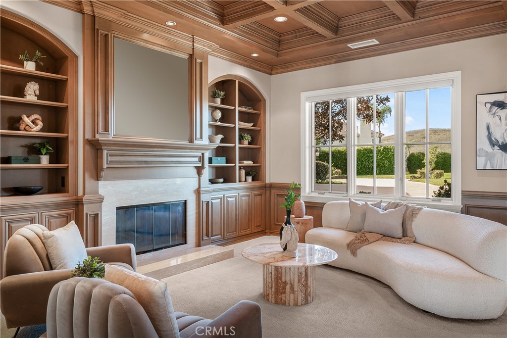 MLS #SR25261891 image #5