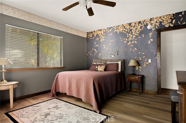 Detail Gallery Image 25 of 47 For 27808 Alpen, Lake Arrowhead,  CA 92352 - 4 Beds | 3/1 Baths