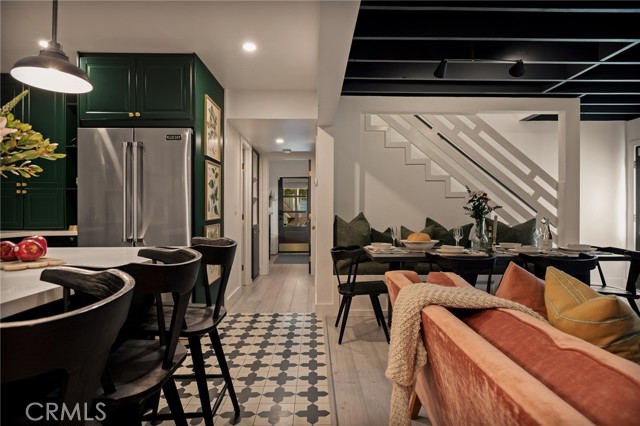 Detail Gallery Image 13 of 30 For 252 Crest Cir, Lake Arrowhead,  CA 92352 - 3 Beds | 2 Baths